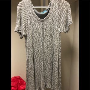 Gray short sleeve dress